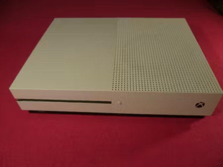 Xbox One S Konsol Vit inkl. 1 st Vit Handkontroll