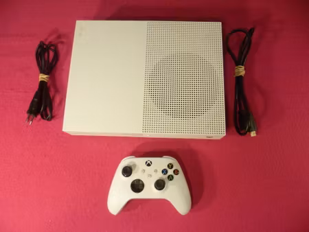 Xbox One S Konsol Vit inkl. 1 st Vit Handkontroll