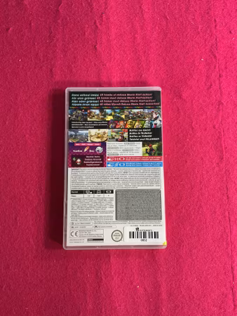 Mario Kart 8 Deluxe - Nintendo Switch (UK4 / Bergsala)
