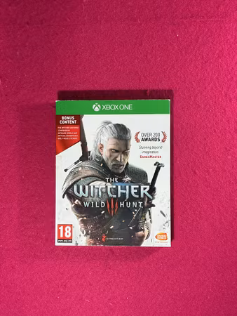 The Witcher 3: Wild Hunt - Xbox One (paperback Cover)