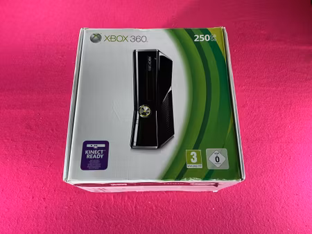 Xbox 360 250 GB inkl. Handkontroll (Boxad) PAL