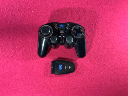 Trådlös Handkontroll till Playstation 2 (Tredjepartstillverkad)