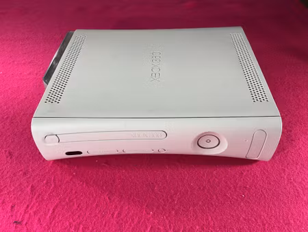 Xbox 360 Konsol 18 Gb Vit inkl. Handkontroll