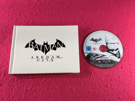 Batman Arkham City: Collectors Edition Art Book + Game - PS3 Playstation 3