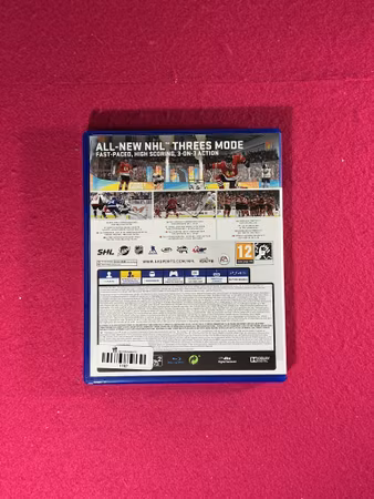 NHL 18 - PS4 Playstation 4 Nordisk Utgåva