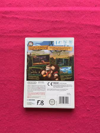 Donkey Kong Country Returns - Nintendo Wii PAL Svensk Utgåva
