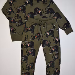 Klädset, Storlek 122