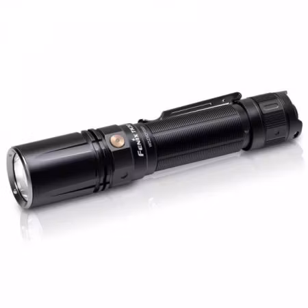 FENIX VIT LASER FICKLAMPA TK30 500 LM 1200 M