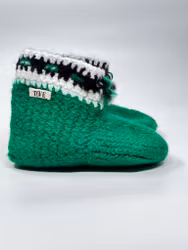 TOVE – Håndlagde tovede ulltøfler (str. 37-40)