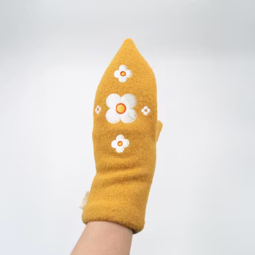 Hulder – Votter i gul/hvit/oransje str Dame