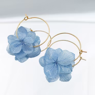 Hortensia Pixie Blå– Gullbelagte Øreringer med Ekte Hortensiablomster