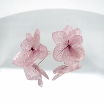 Hortensia Alv Støvet Mauve –  Øresmykker Laget av Ekte Hortensiablomster