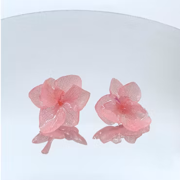 Hortensia Alv Fersken - Øresmykker Laget av Ekte Hortensiablomster