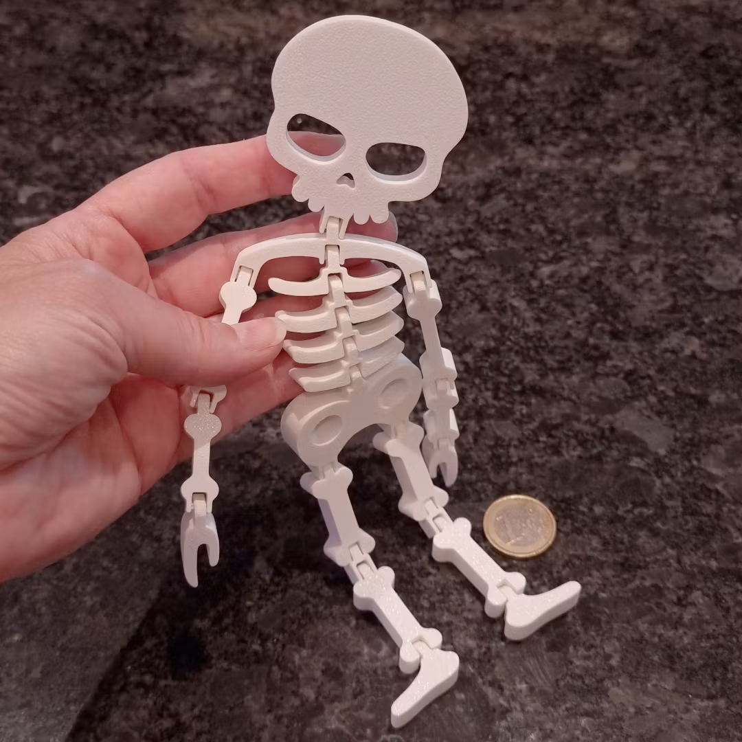 Flexible 3D-Printed Skeleton in PLA – Ideal for Spooky Season