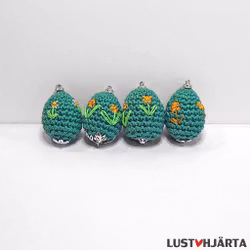 Virkat litet påskägg med dekoration
