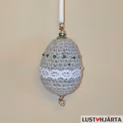 Virkat påskägg med dekoration