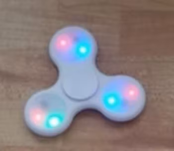 LED finger spinner