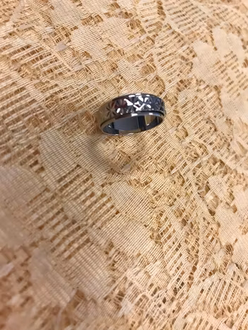 Anti-Stress Ring