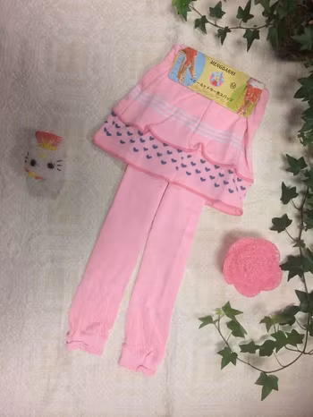 Härlig Flicka Legging med Kjol