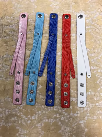 Personliga armband & dekorations smycken/nyckelringar