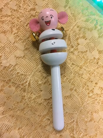 Färgglad Träleksak