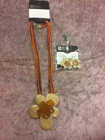 Retro Vintage Stort Halsband med Örhänge
