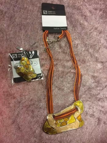 Retro Vintage Stort Halsband med Örhänge