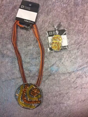 Retro Vintage Stort Halsband med Örhänge
