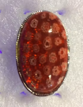 En Härlig Retro Blomma Ring