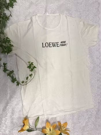 T-shirt.