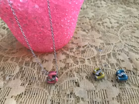 HelloKitty Bokstav  Strass Halsband