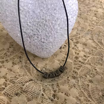 Retro Halsband med Svenska Pojkenamn