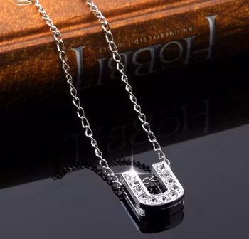 Strass Alfabetet Halsband