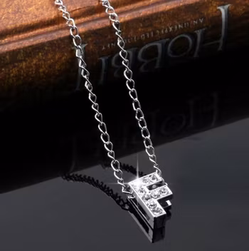 Strass Alfabetet Halsband