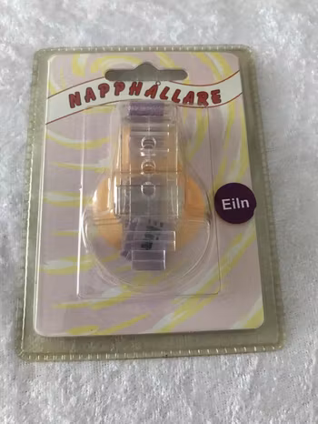 Napphållare med Namn