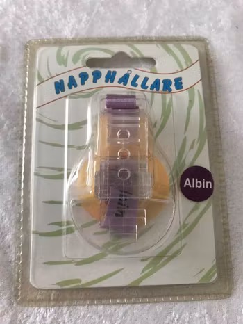Napphållare med Namn