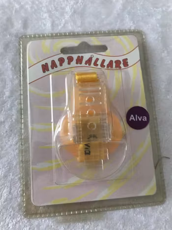 Napphållare med Namn