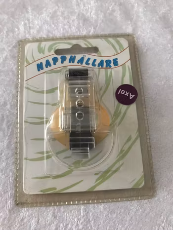Napphållare med Namn