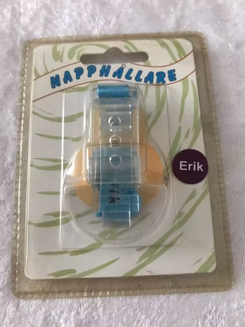 Napphållare med Namn