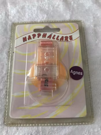 Napphållare med Namn