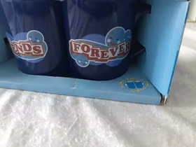 Roliga och Färgglada Porslin Muggar med Texter