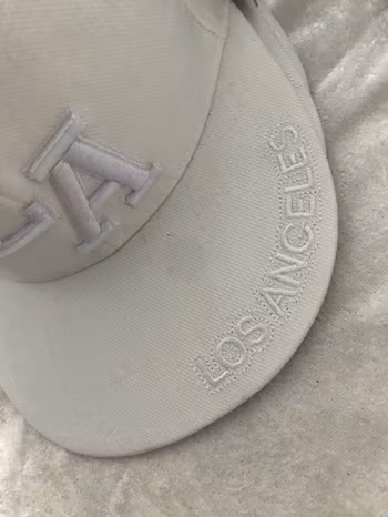 LA Broderi Keps