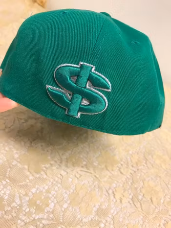 " $ " Broderi Keps med Strass