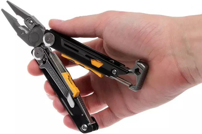 Leatherman Signal