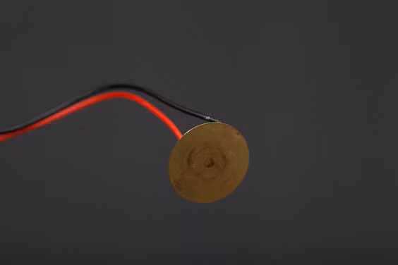 Gravity: Digital Piezo Disk Vibration Sensor