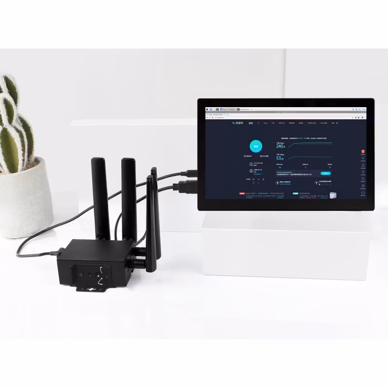 RM520N-GL 5G HAT for Raspberry Pi with Case