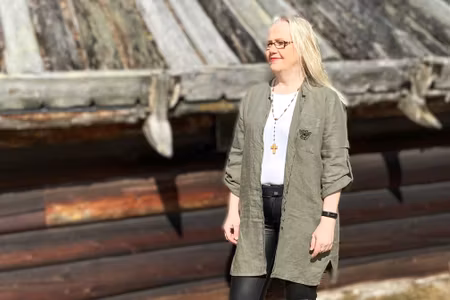 Malva, skjortklänning i linnetyg. Finns i beige och grönt.