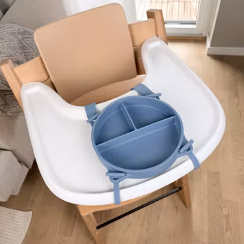 Barntallrik med sugpropp och spännband - Buffo Blue