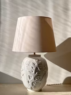 Anna-Lisa Thomson White Ceramic Table Lamp for Upsala-Ekeby. 1940s.