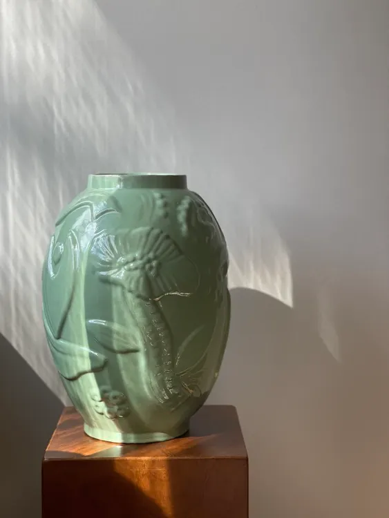 Upsala-Ekeby Green Vase by Anna-Lisa Thomson. 1940s. - Studio Laurin